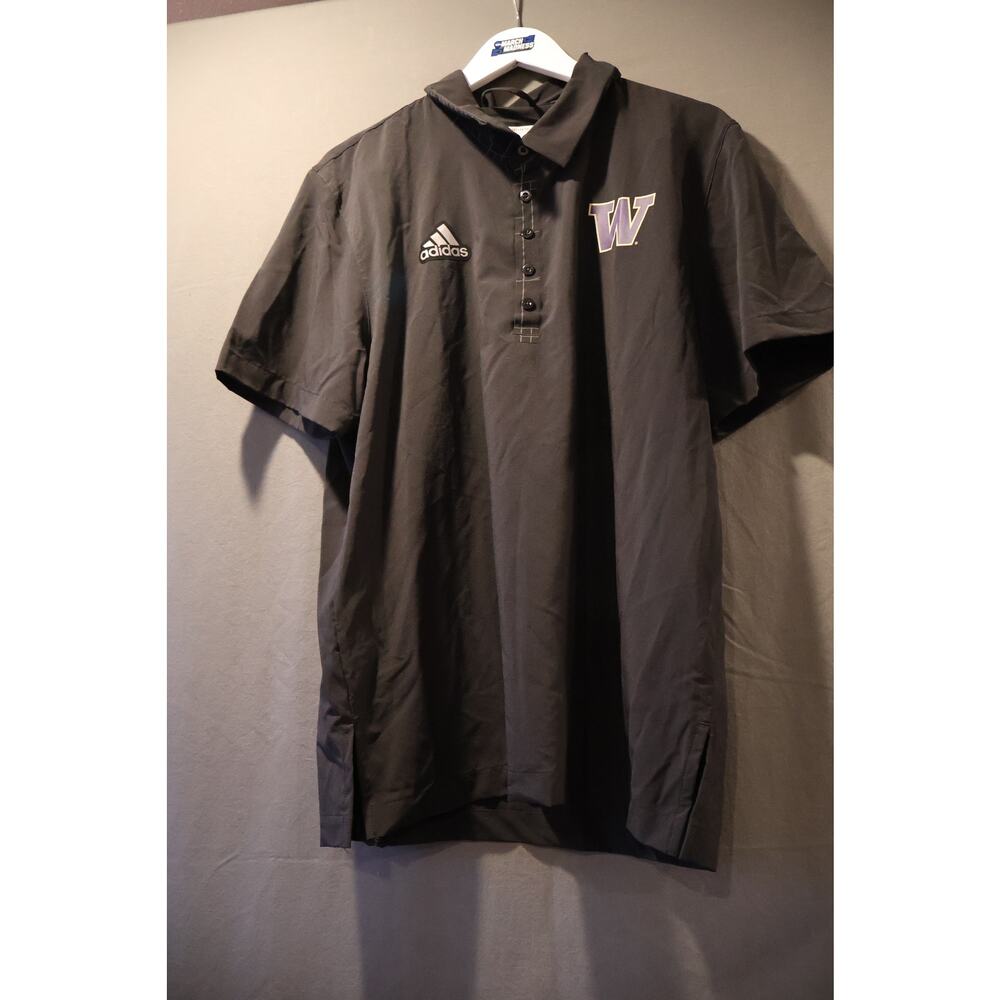 Mens Medium University of Washington Playoff Polo